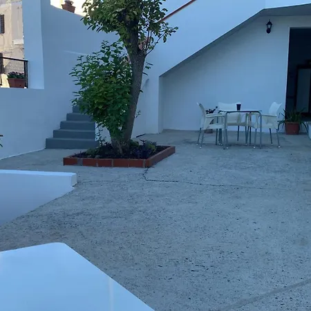 Casa de hóspedes S Istentu Sarule