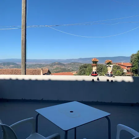 Vendégház S Istentu Sarule
