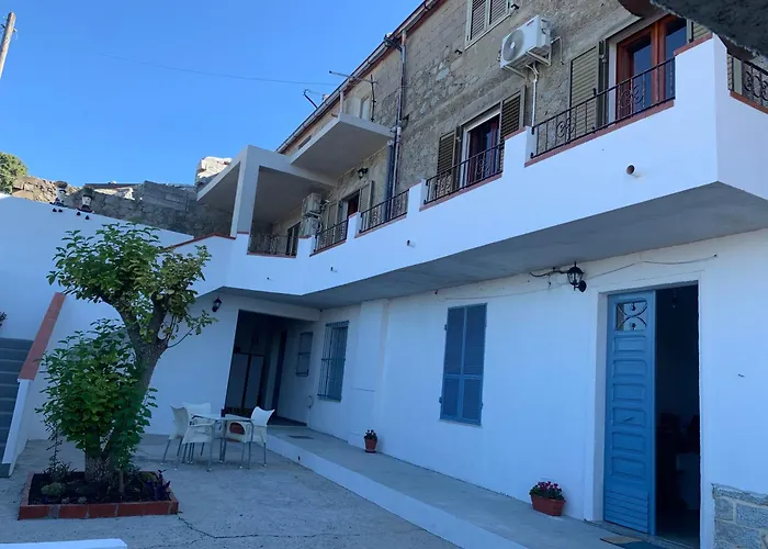 Гостевой дом S Istentu Sarule