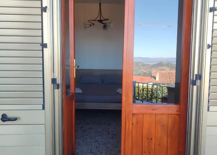 Гостевой дом S Istentu Sarule