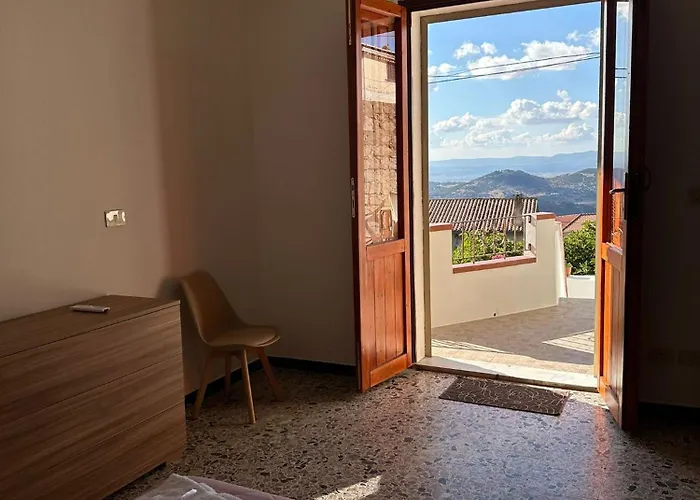 Гостевой дом S Istentu 3*