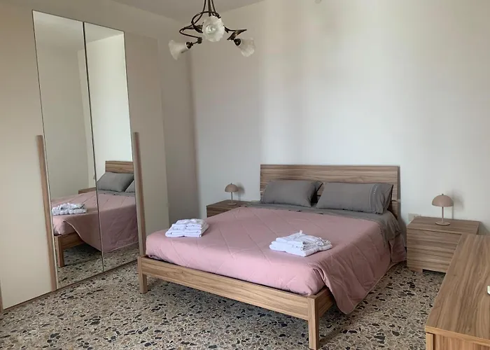 Гостевой дом S Istentu 3*